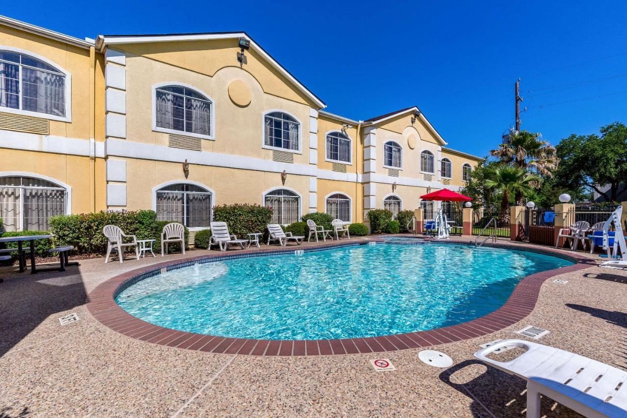 Quality Suites North Houston - Spring Westfield Ngoại thất bức ảnh